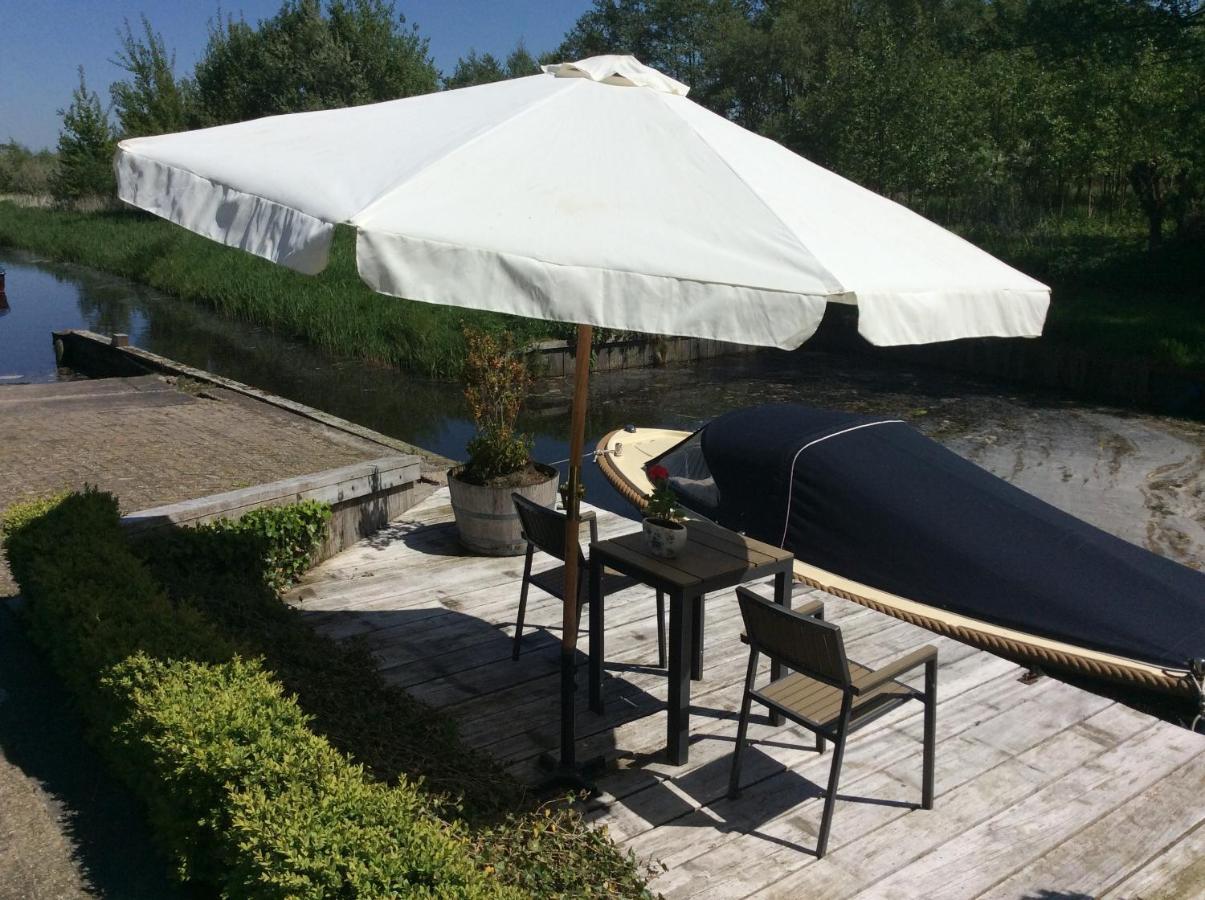 Het Waterhoentje Sint Jansklooster Esterno foto