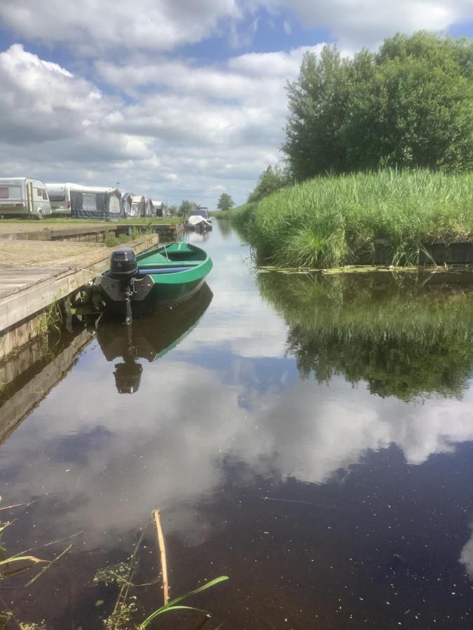 Het Waterhoentje Sint Jansklooster Esterno foto