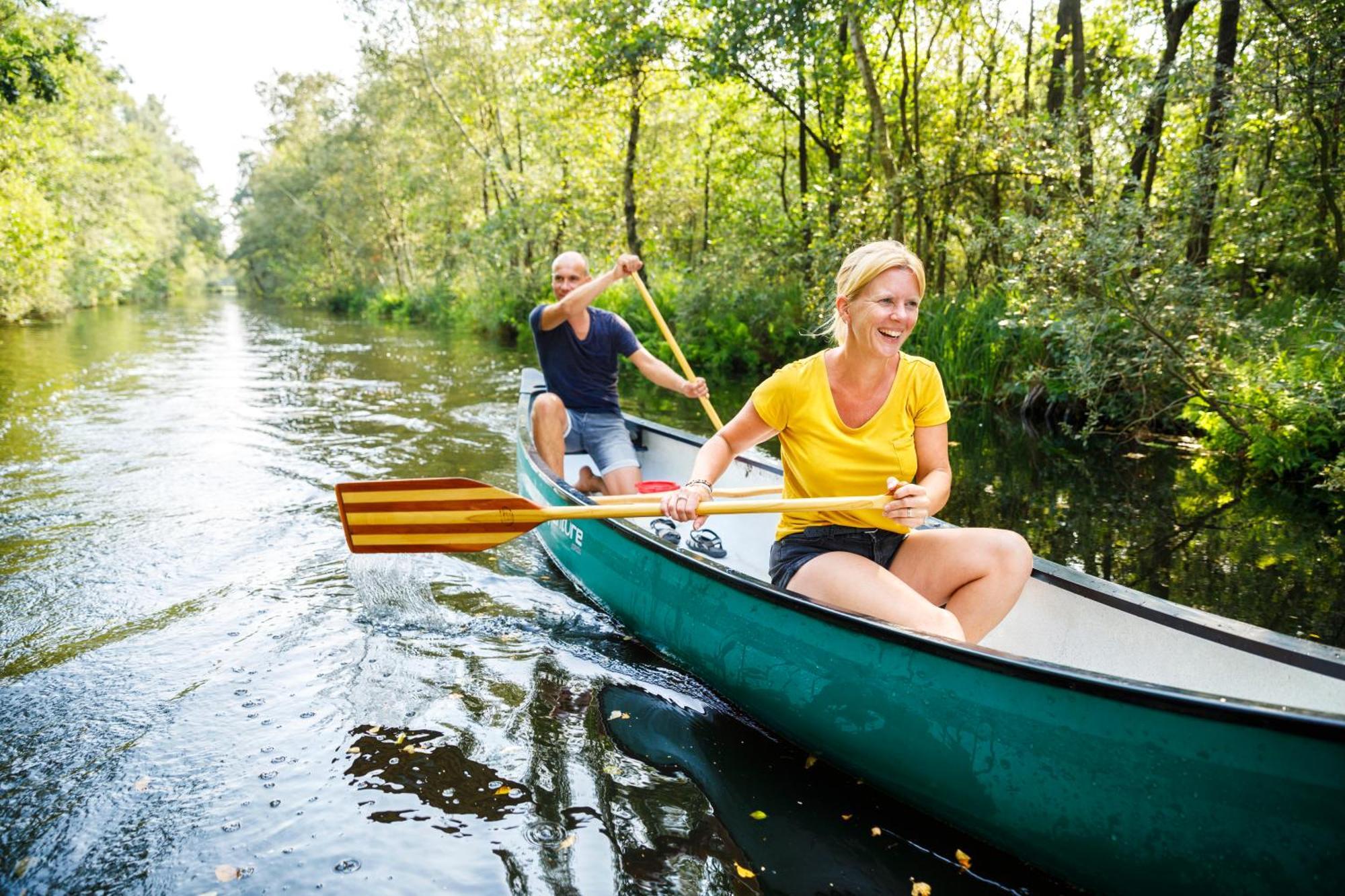 Het Waterhoentje Sint Jansklooster Esterno foto